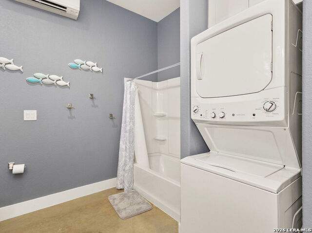 2135 Lakeview Property Photo 12