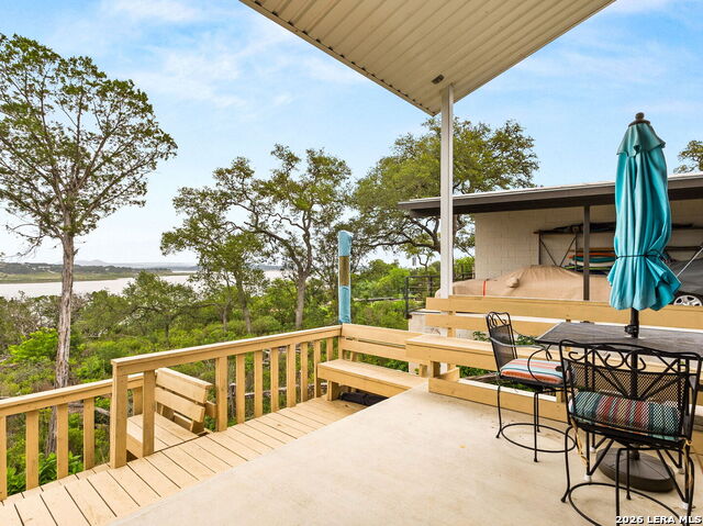2135 Lakeview Property Photo 18