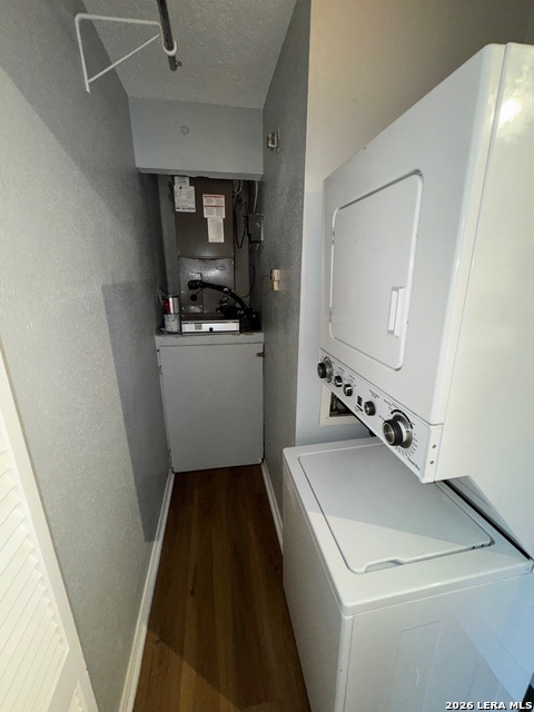 4949 Hamilton Wolfe Property Photo 12