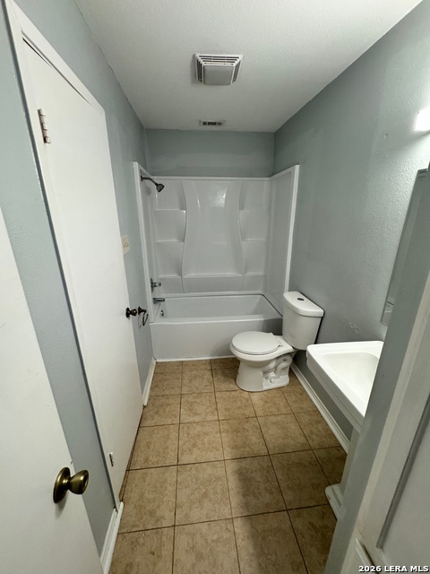 4949 Hamilton Wolfe Property Photo 16