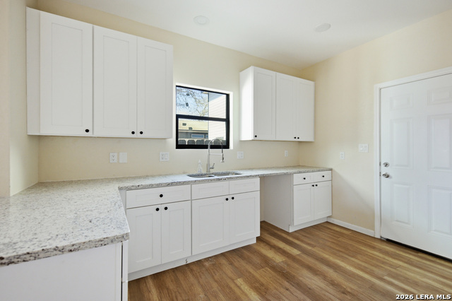 1515 Lamar Property Photo 8