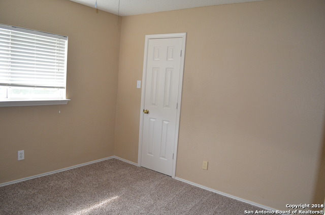 443 Bluegrass Creek Property Photo 12