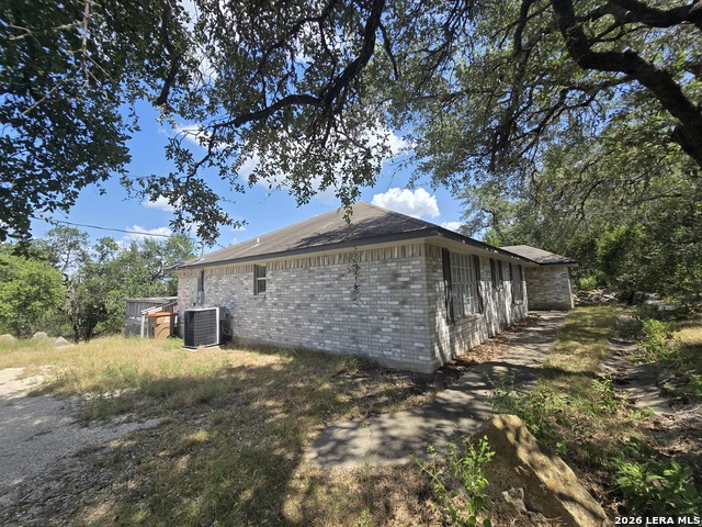 576 Gallagher Property Photo 9