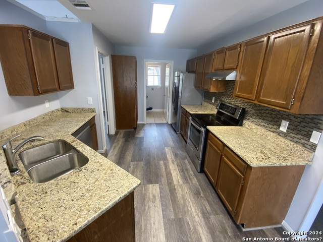 576 Gallagher Property Photo 15