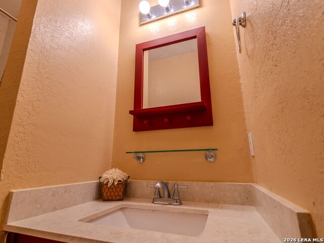 1013 Chestnut St Property Photo 14
