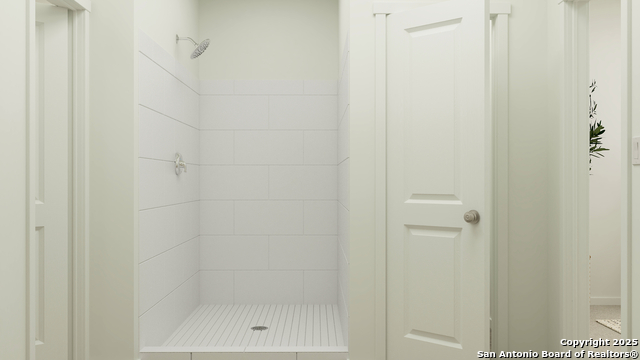 6866 Flores Rd Property Photo 16