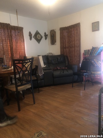 454 Blue Bonnet Property Photo 4