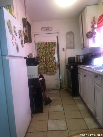 454 Blue Bonnet Property Photo 6
