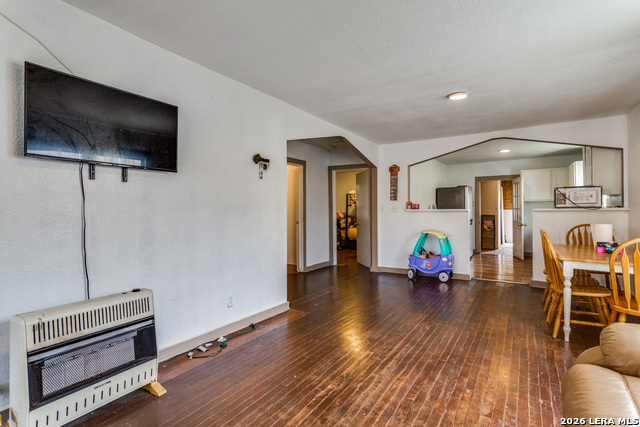 446 Blue Bonnet St. Property Photo 3
