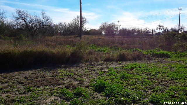 1501 1st Property Photo 3