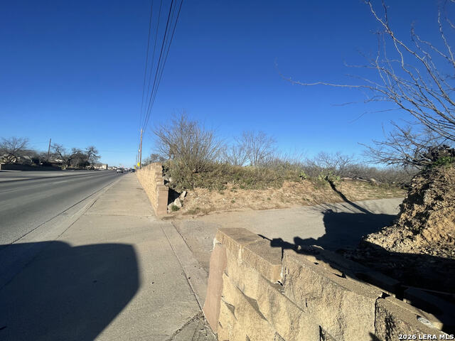 1501 1st Property Photo 14