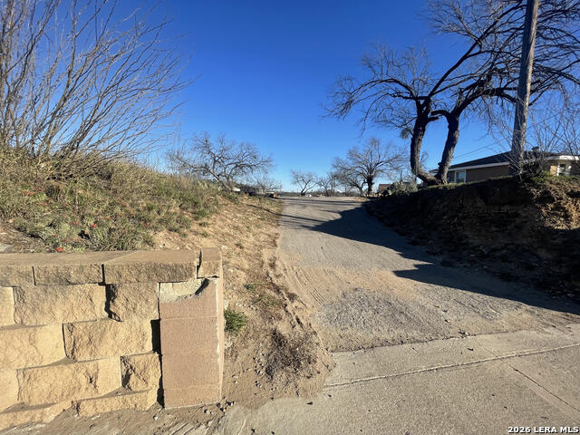 1501 1st Property Photo 18
