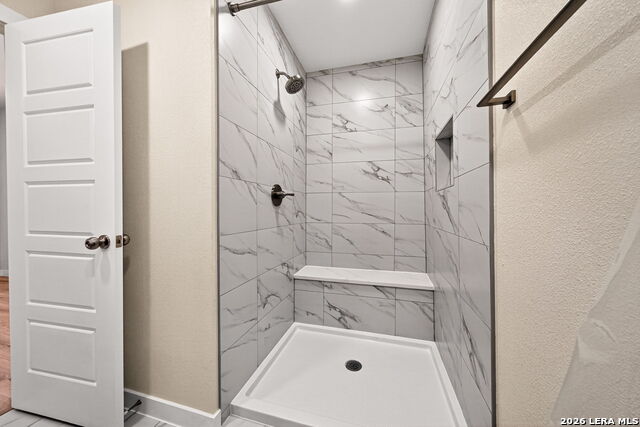 631 E Mistletoe Property Photo 15