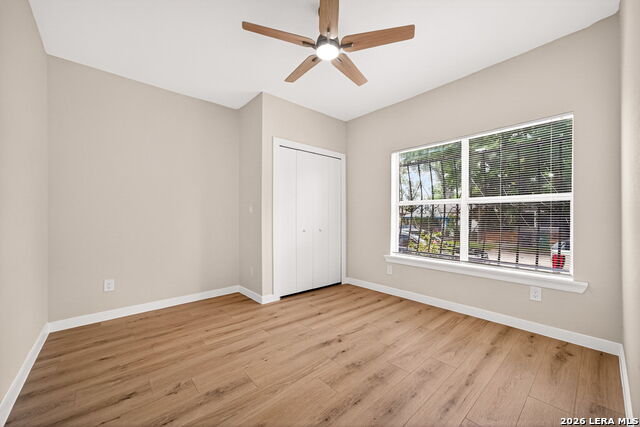 631 E Mistletoe Property Photo 16