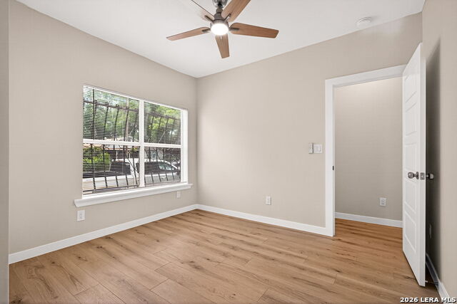 631 E Mistletoe Property Photo 17