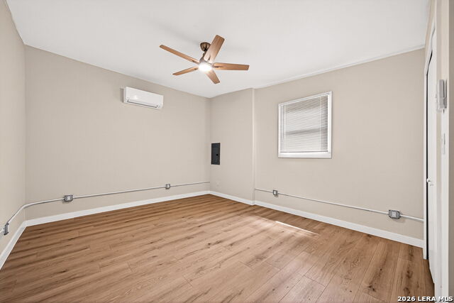 631 E Mistletoe Property Photo 25