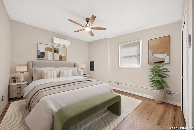 631 E Mistletoe Property Photo 26