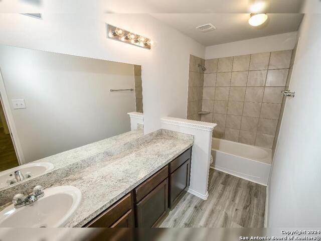 10506 Apple Pie Property Photo 10