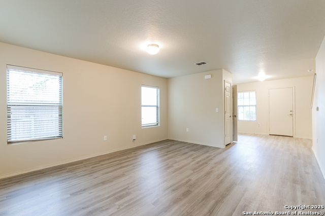 7031 Heathers Pond Property Photo 6