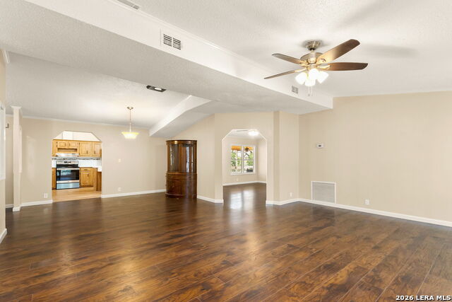 4551 Chamberlain Property Photo 5