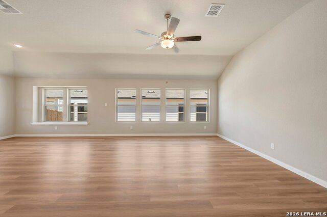 1013 Eagle Crossing Property Photo 10