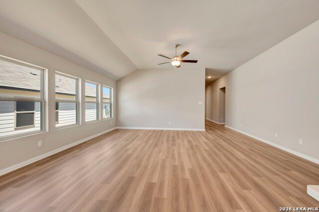1013 Eagle Crossing Property Photo 12