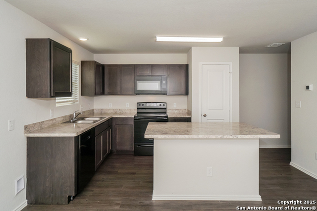 3811 Somers Crest Property Photo 8