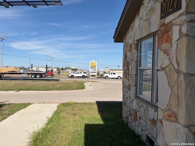 2027 Eastman Property Photo 10