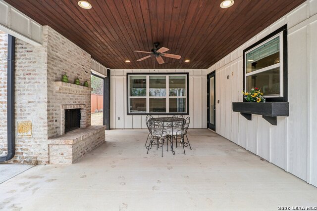 115 & 113 E Evergreen Property Photo 37