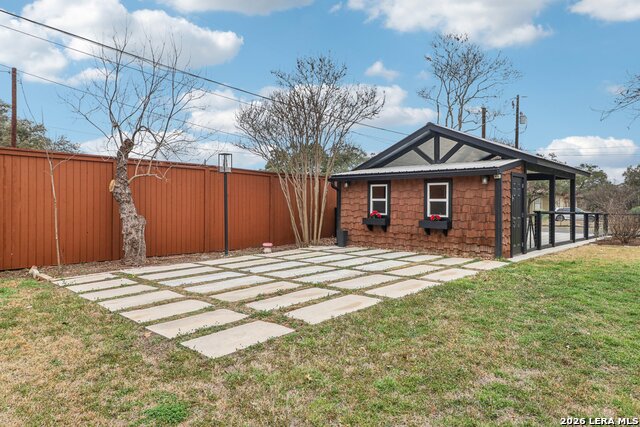 115 & 113 E Evergreen Property Photo 38
