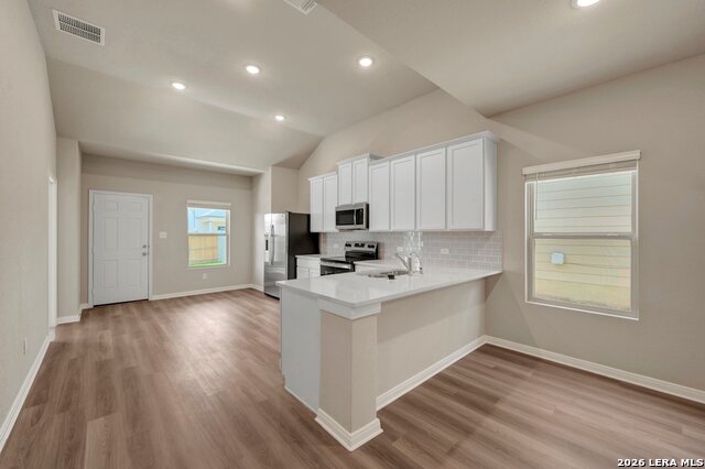 10434 White Hart Lane Property Photo 3