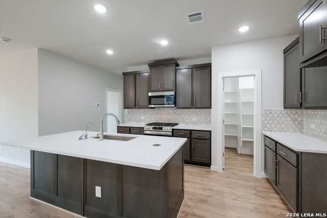 6027 Calgary Park Property Photo 3