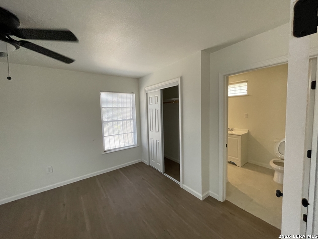 5547 Stonybrook Property Photo 8