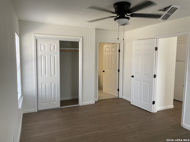 5547 Stonybrook Property Photo 9