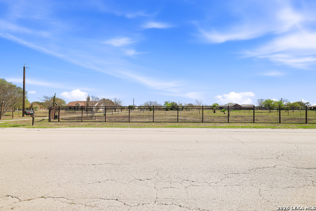 11421 Ware Seguin Property Photo 2