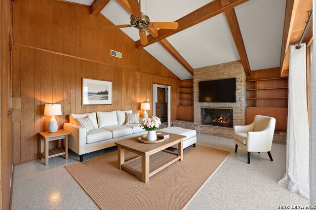 514 Hospital Property Photo 1