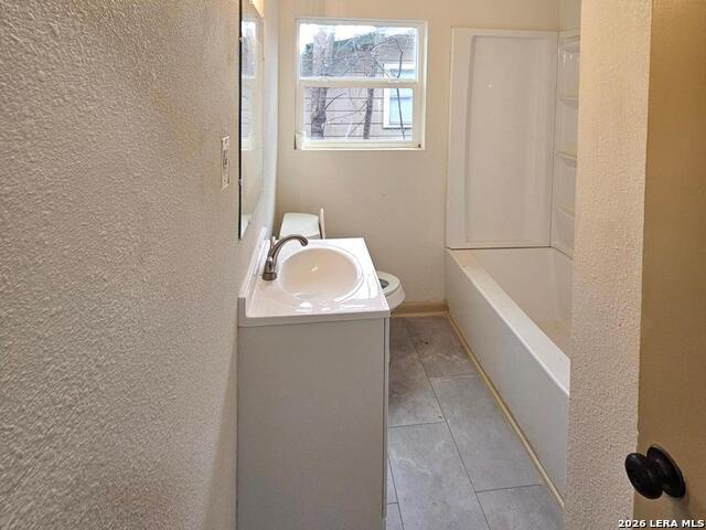335 Baker Property Photo 8