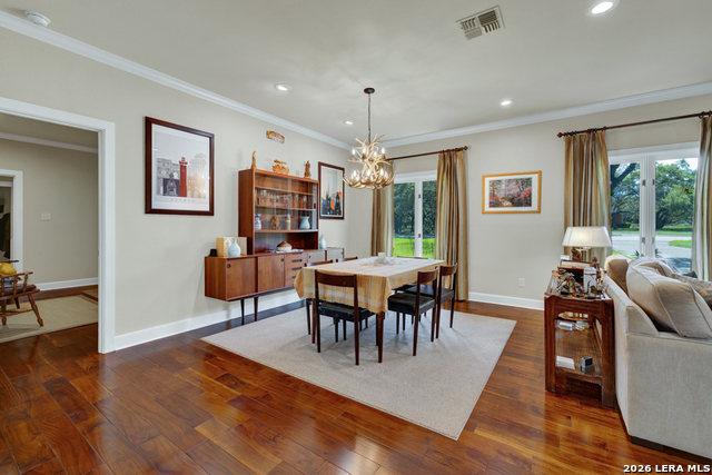 8 Trophy Property Photo 10