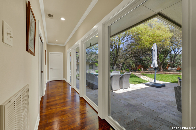 8 Trophy Property Photo 21