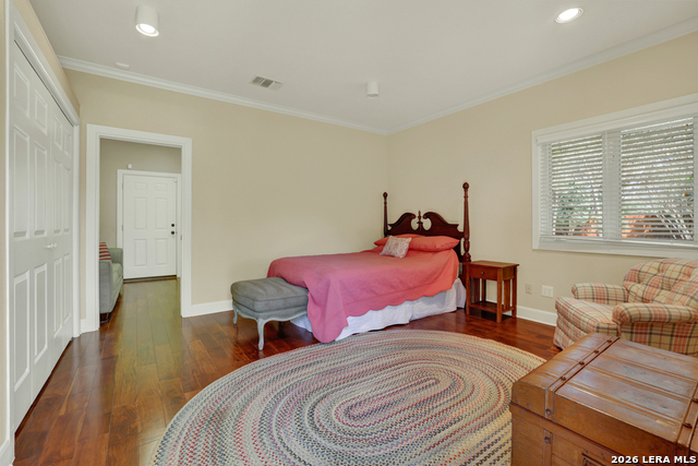 8 Trophy Property Photo 35