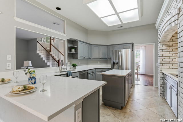 510 Chardonnet Property Photo 6
