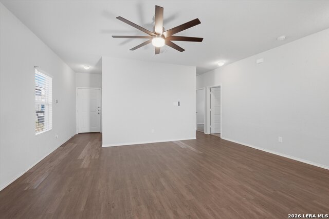 5706 Cicada Property Photo 3