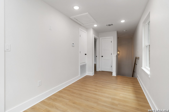 237 Carle Ave Property Photo 17