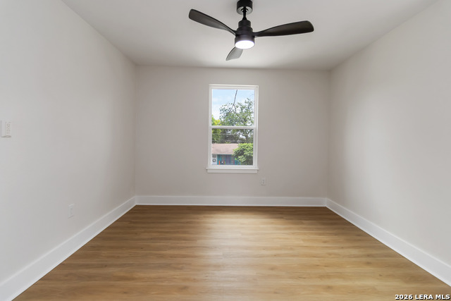 237 Carle Ave Property Photo 18