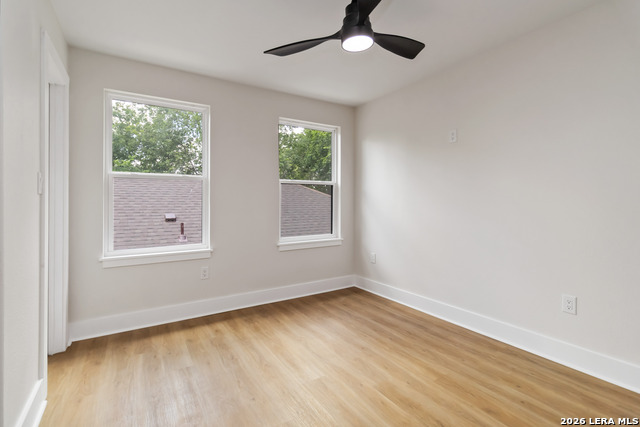 237 Carle Ave Property Photo 24