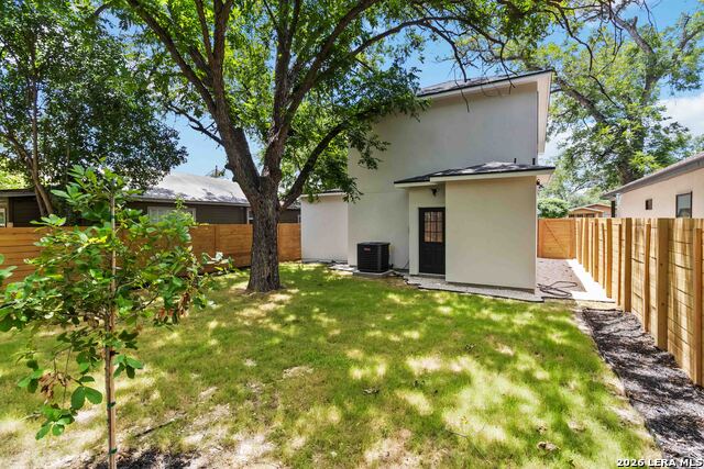 237 Carle Ave Property Photo 33