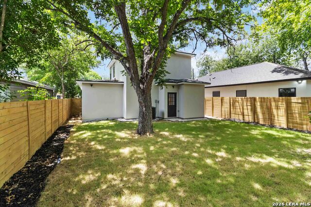 237 Carle Ave Property Photo 35