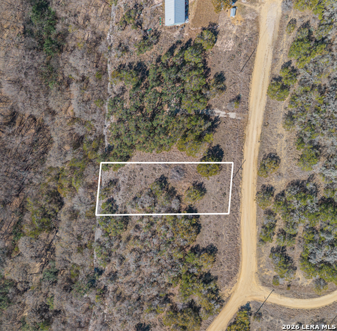 1076 Blue Bonnet Hill Property Photo 5