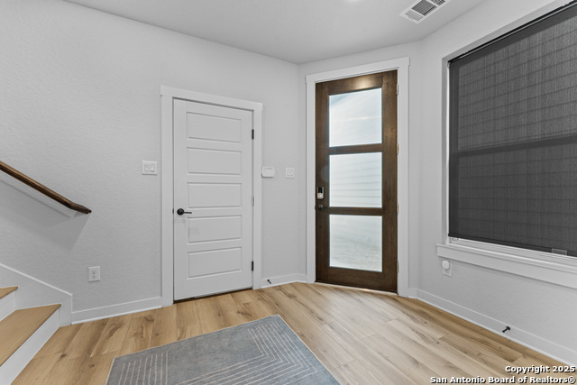 5843 Whitby Rd Unit 6 Property Photo 15