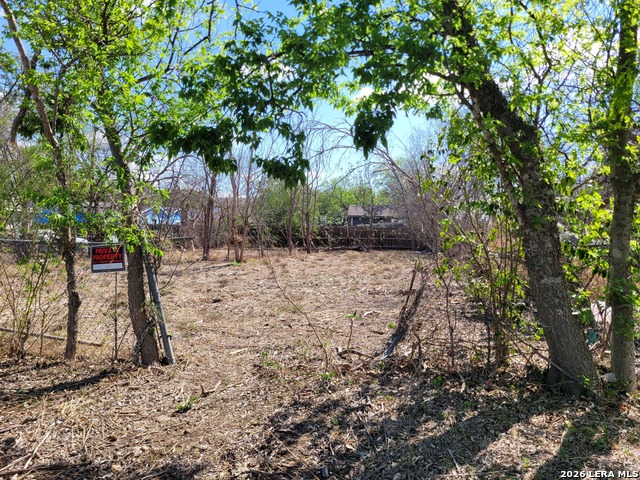 1514 Ash St Property Photo 3